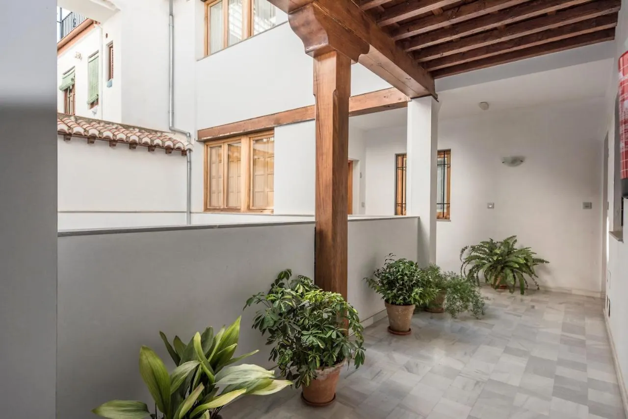 Suite Enjoy Dreams, Prime Holidays Granada Apartment