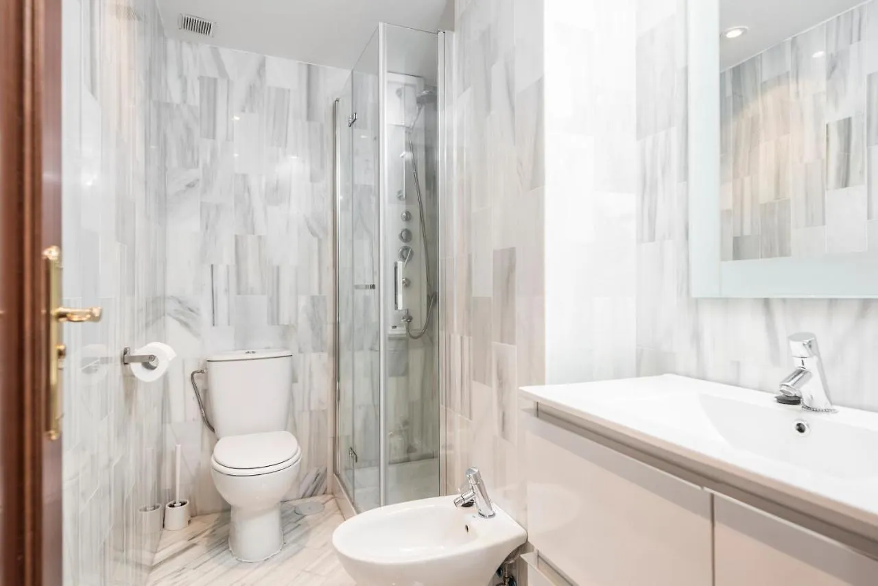 Suite Enjoy Dreams, Prime Holidays Granada Apartment